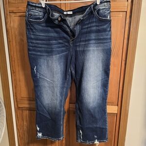 KanCan Dark Wash Cropped Jeans